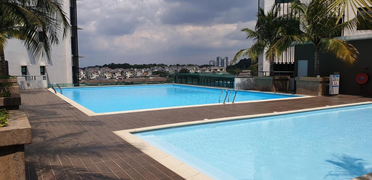 VistaMuslim Homestay Cheras Luaran gambar